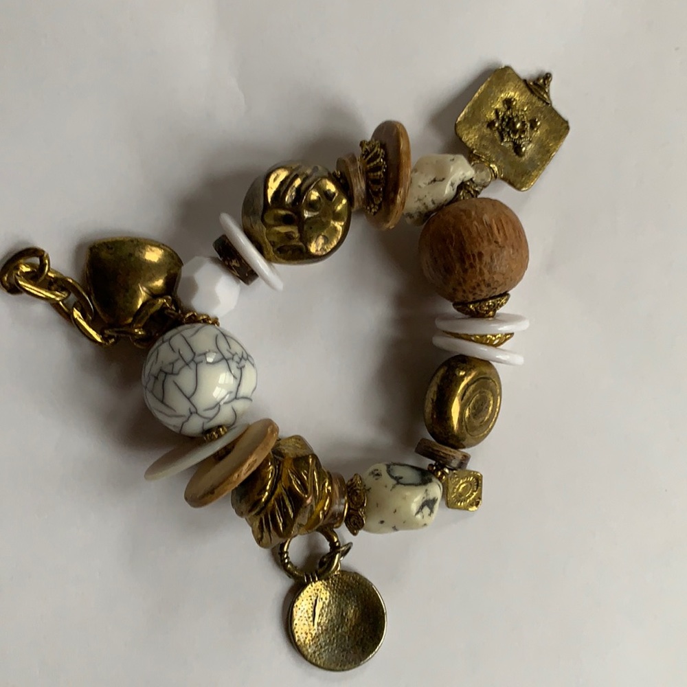 Beautiful chunky charm bracelet